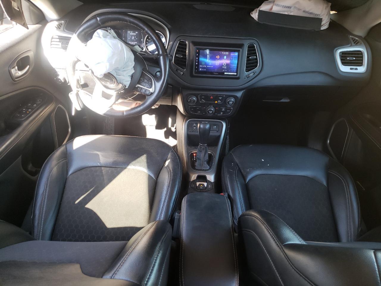 2020 JEEP Compass