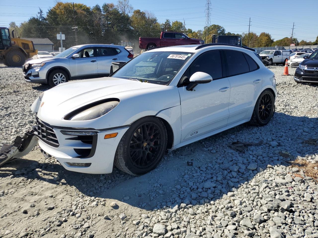 2017 PORSCHE Macan
