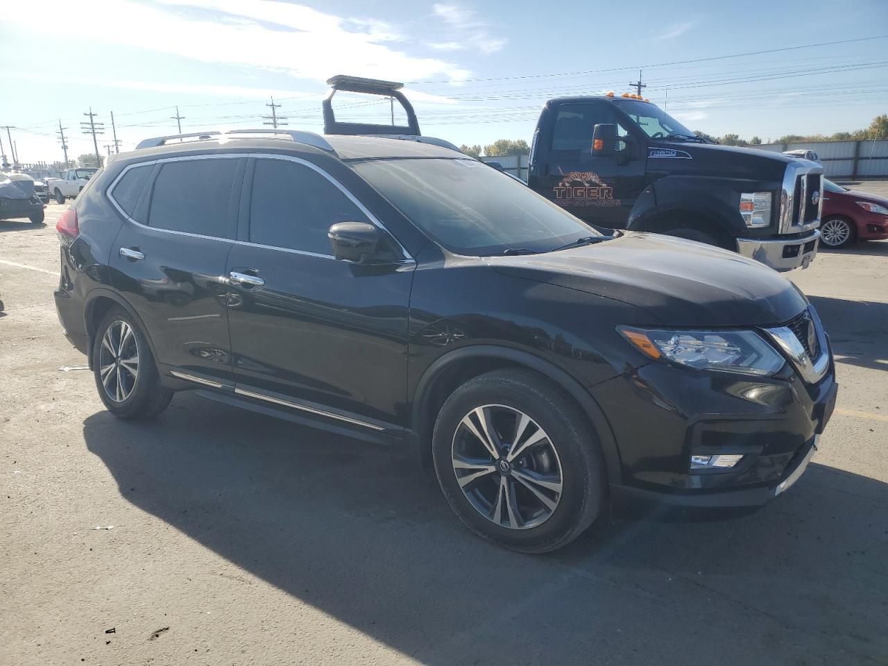 2018 NISSAN ROGUE
