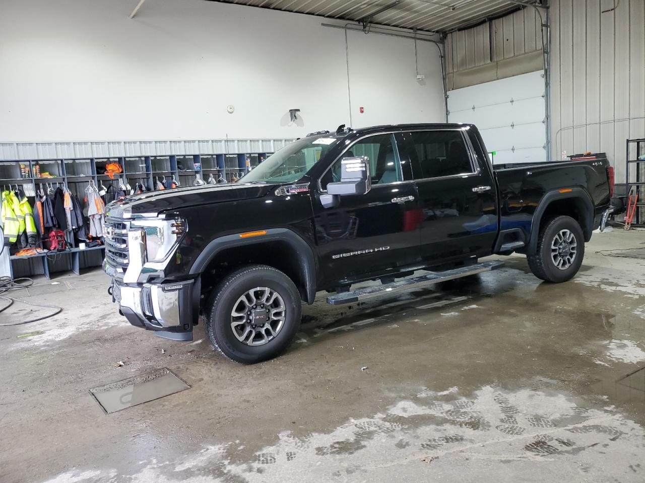 2025 GMC Sierra