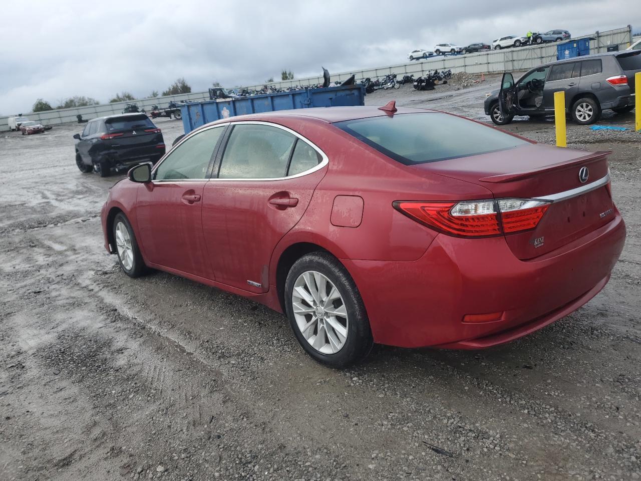 2013 LEXUS ES 300H