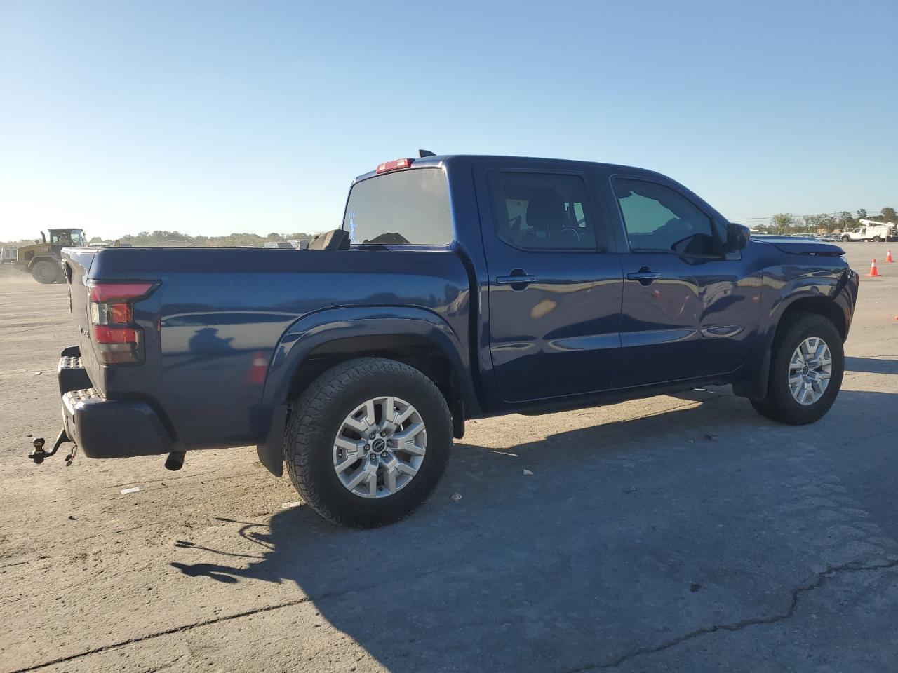 2022 NISSAN Frontier