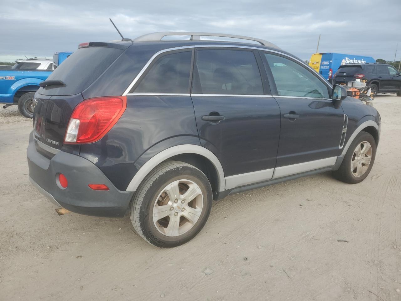 2014 CHEVROLET Captiva