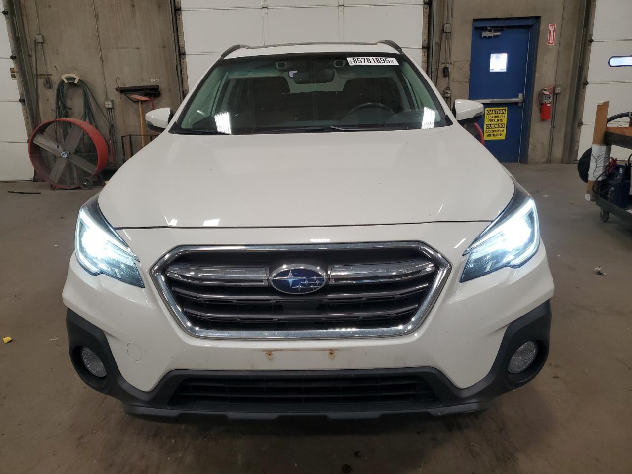 2018 SUBARU Outback
