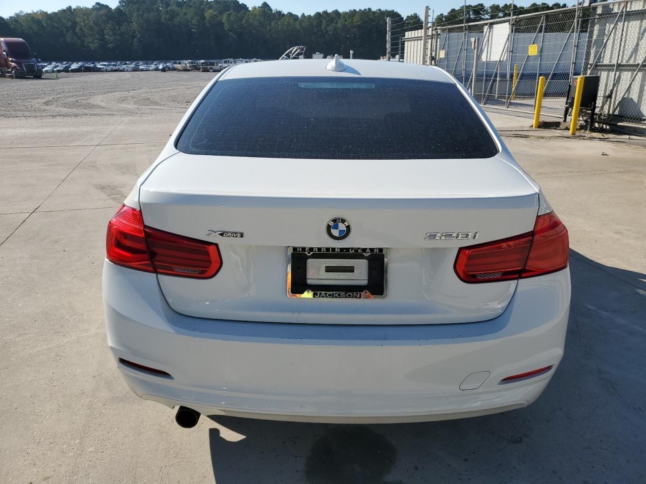 2018 BMW 3 SERIES