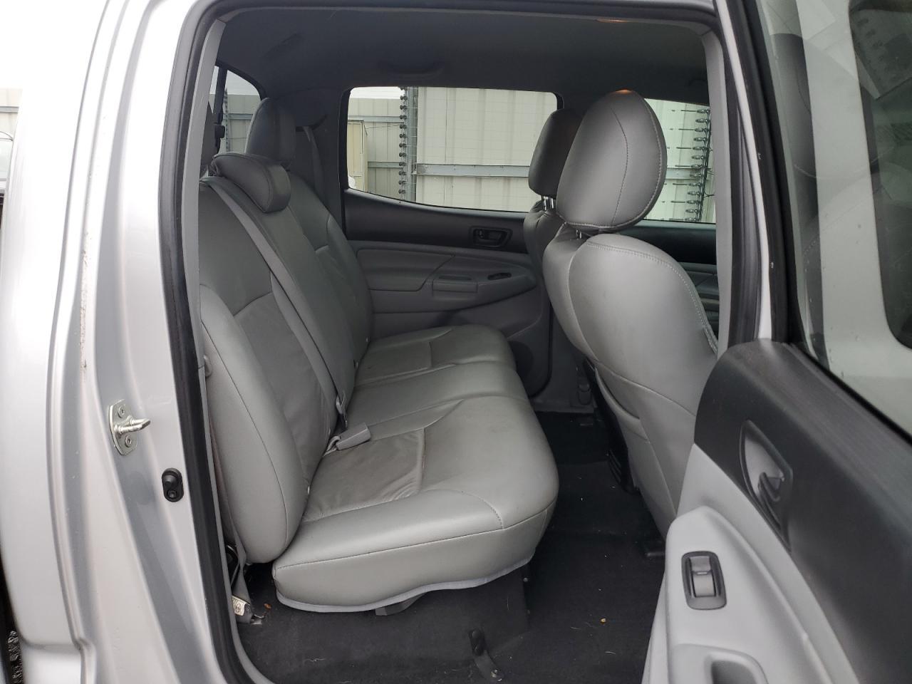 2012 TOYOTA TACOMA