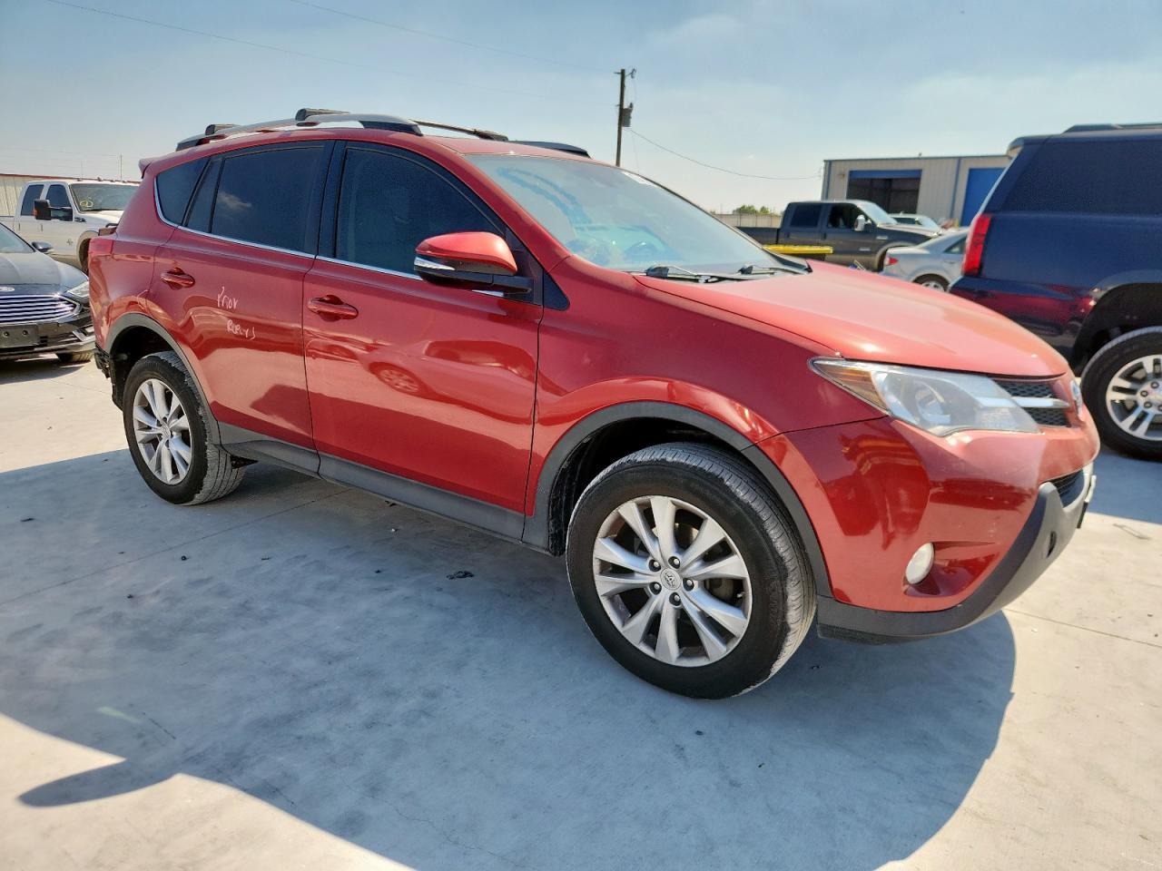 2014 TOYOTA RAV4