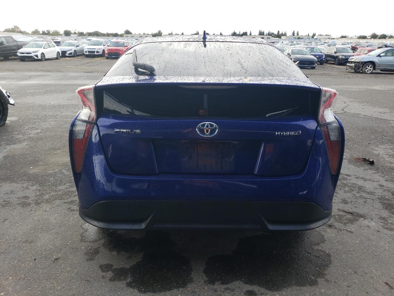 2016 TOYOTA PRIUS