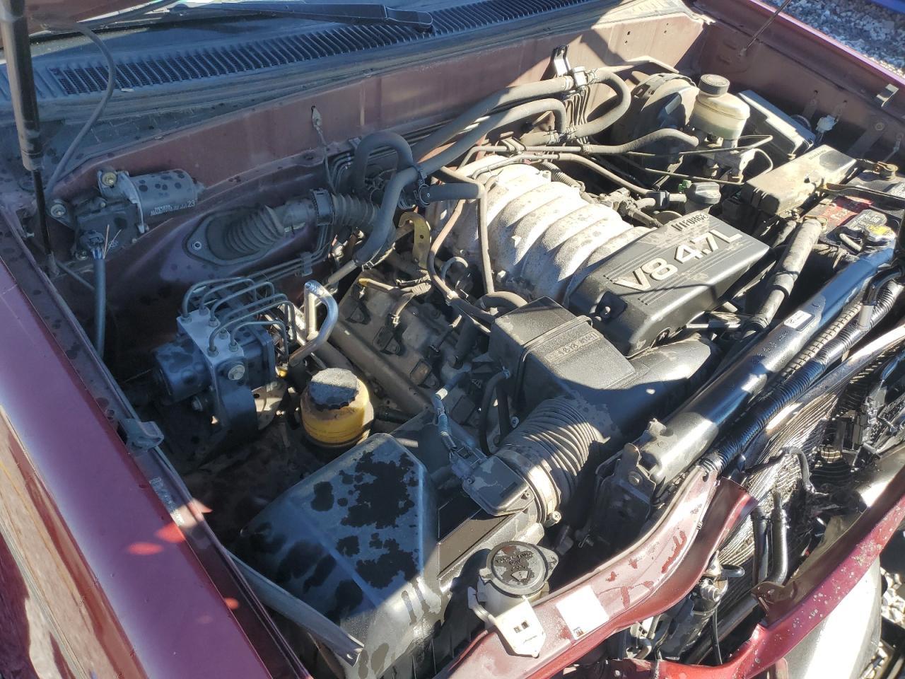 2004 TOYOTA Sequoia