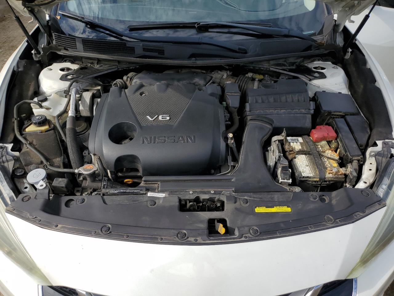 2017 NISSAN Maxima