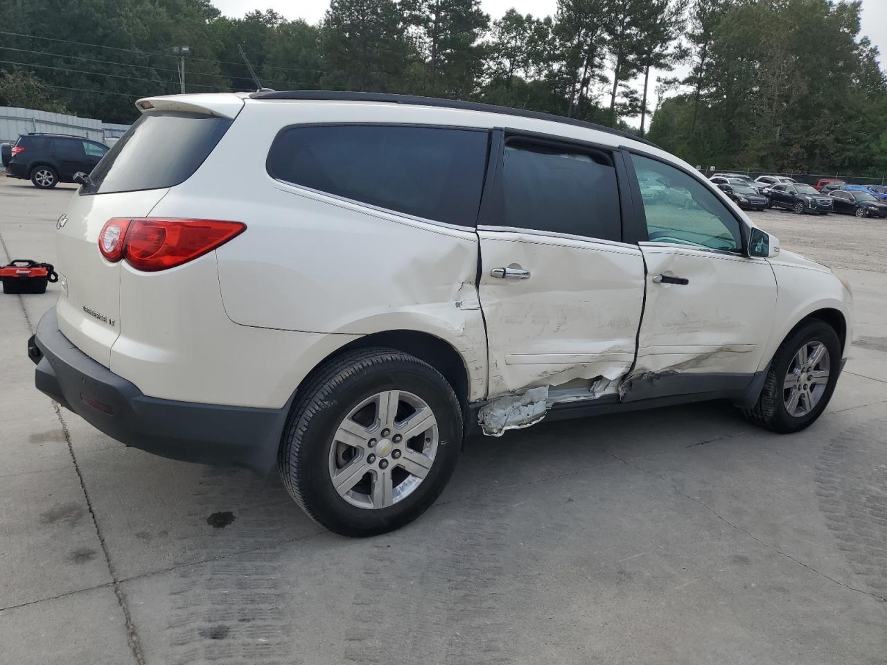2011 CHEVROLET TRAVERSE