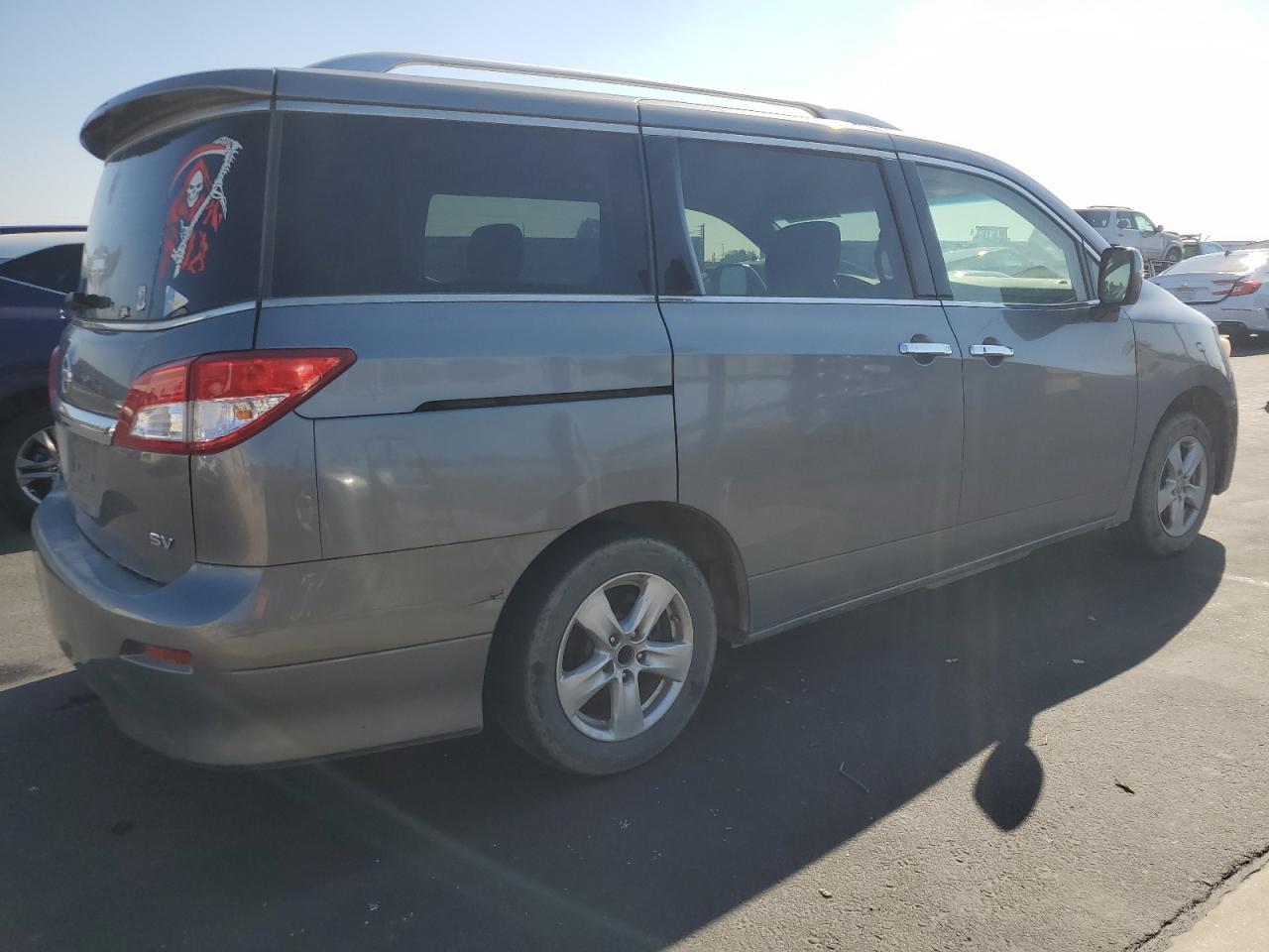 2016 NISSAN Quest