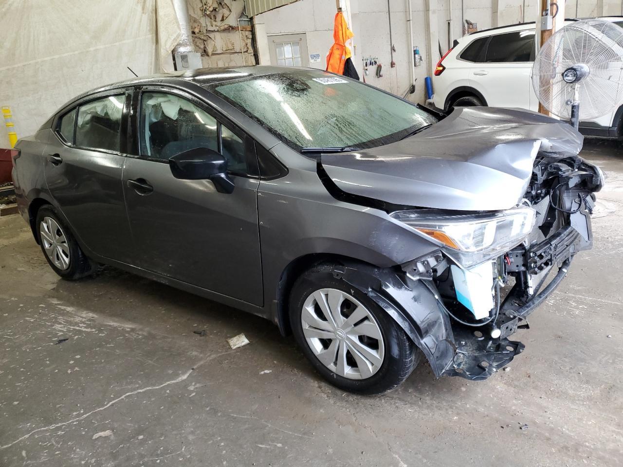2020 NISSAN VERSA