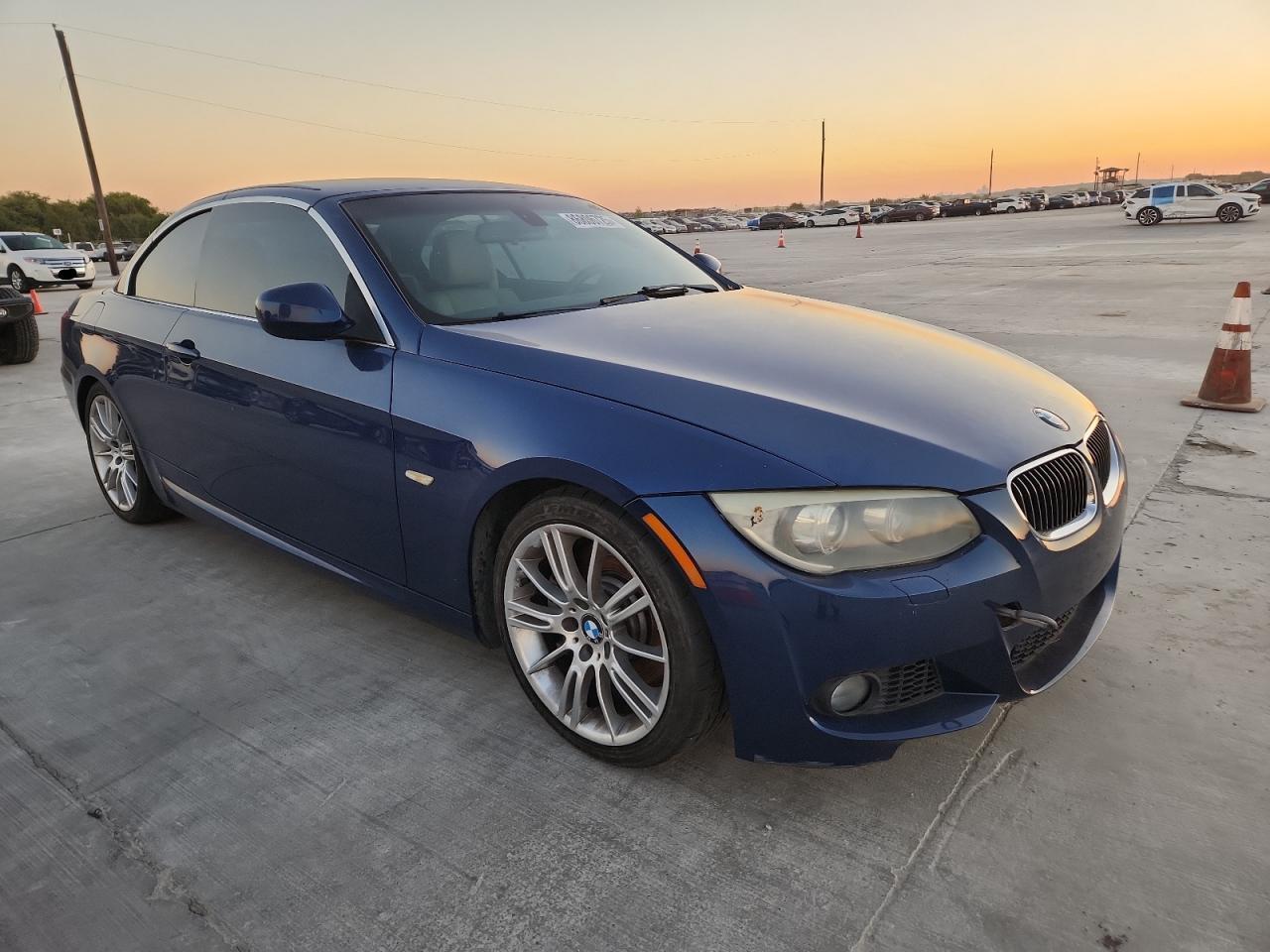 2011 BMW 3 SERIES