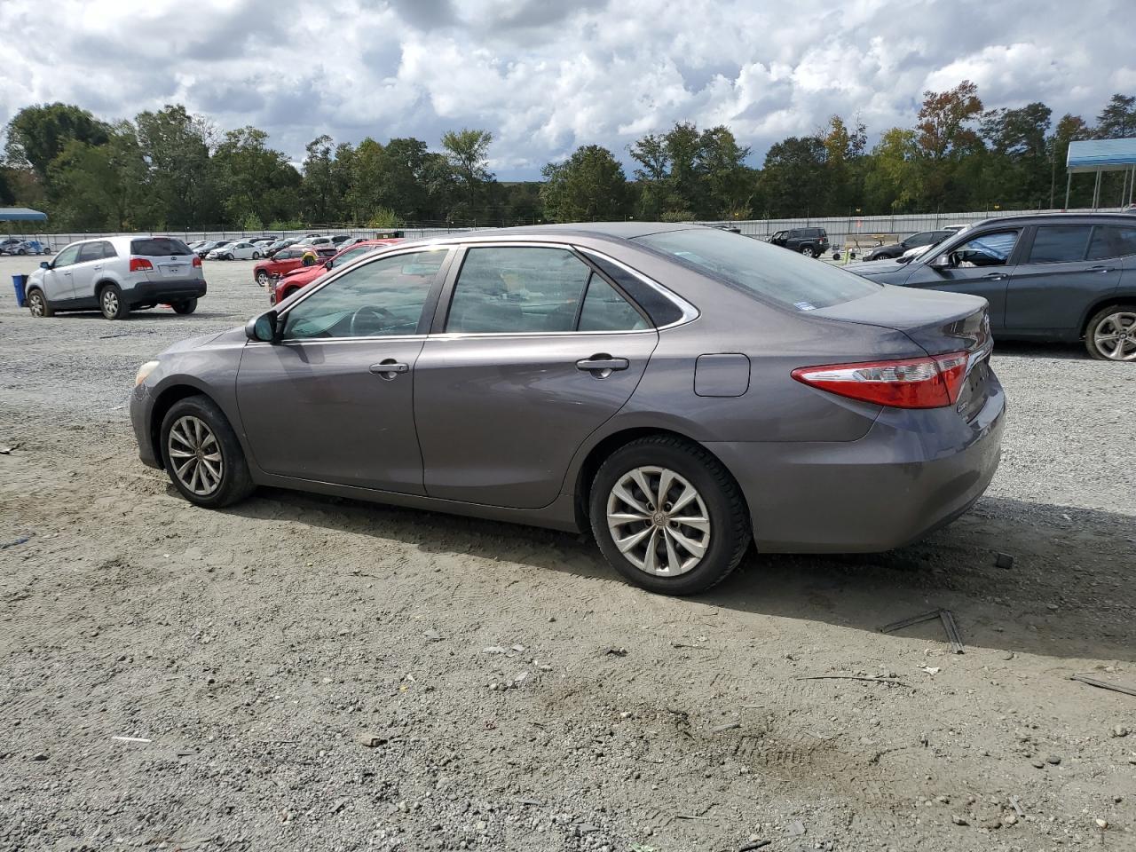 2015 TOYOTA CAMRY