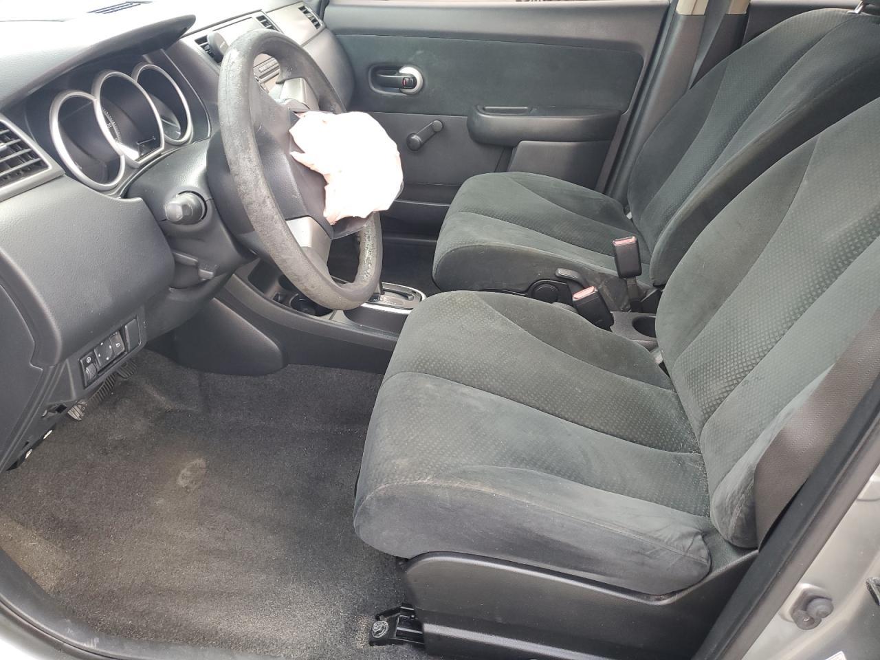 2011 NISSAN VERSA