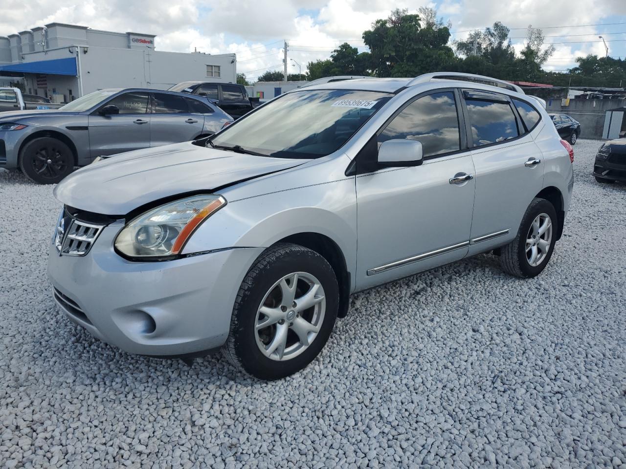 2011 NISSAN ROGUE