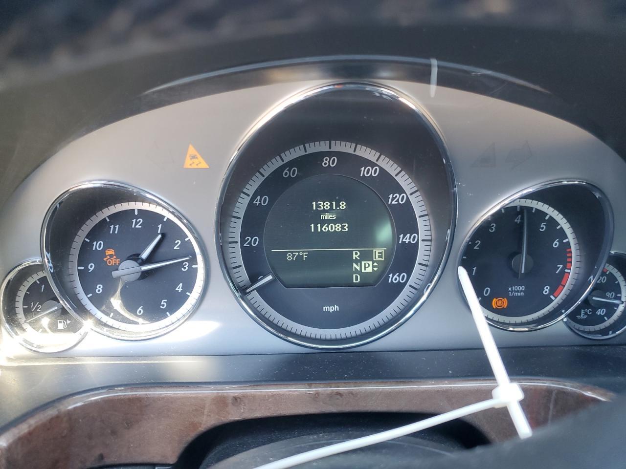 2011 MERCEDES-BENZ E-Class