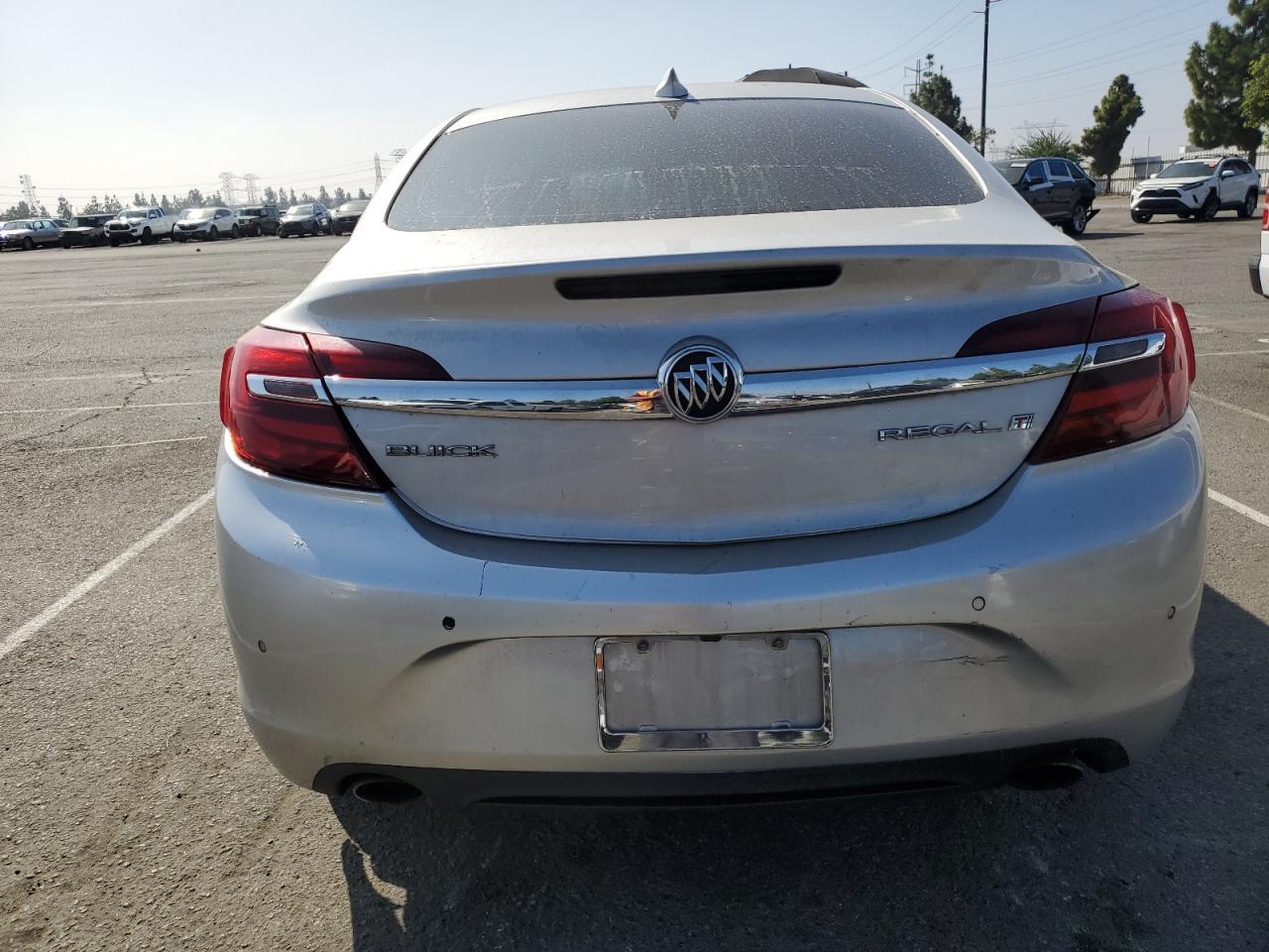 2017 BUICK Regal