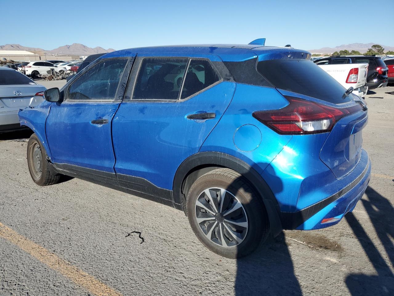 2024 NISSAN KICKS