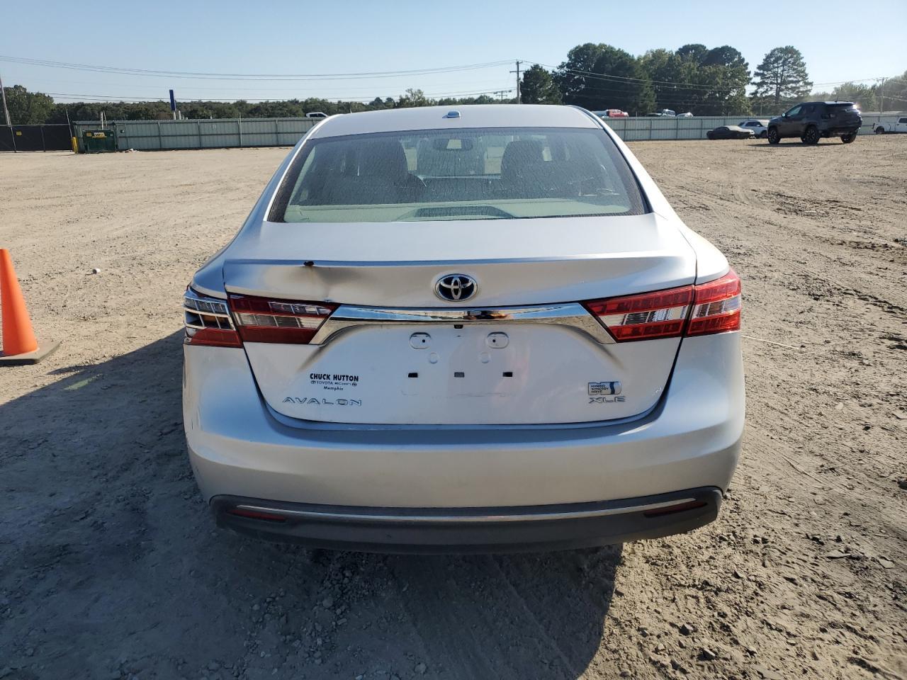 2013 TOYOTA Avalon