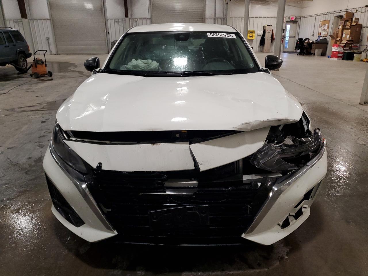 2024 NISSAN ALTIMA