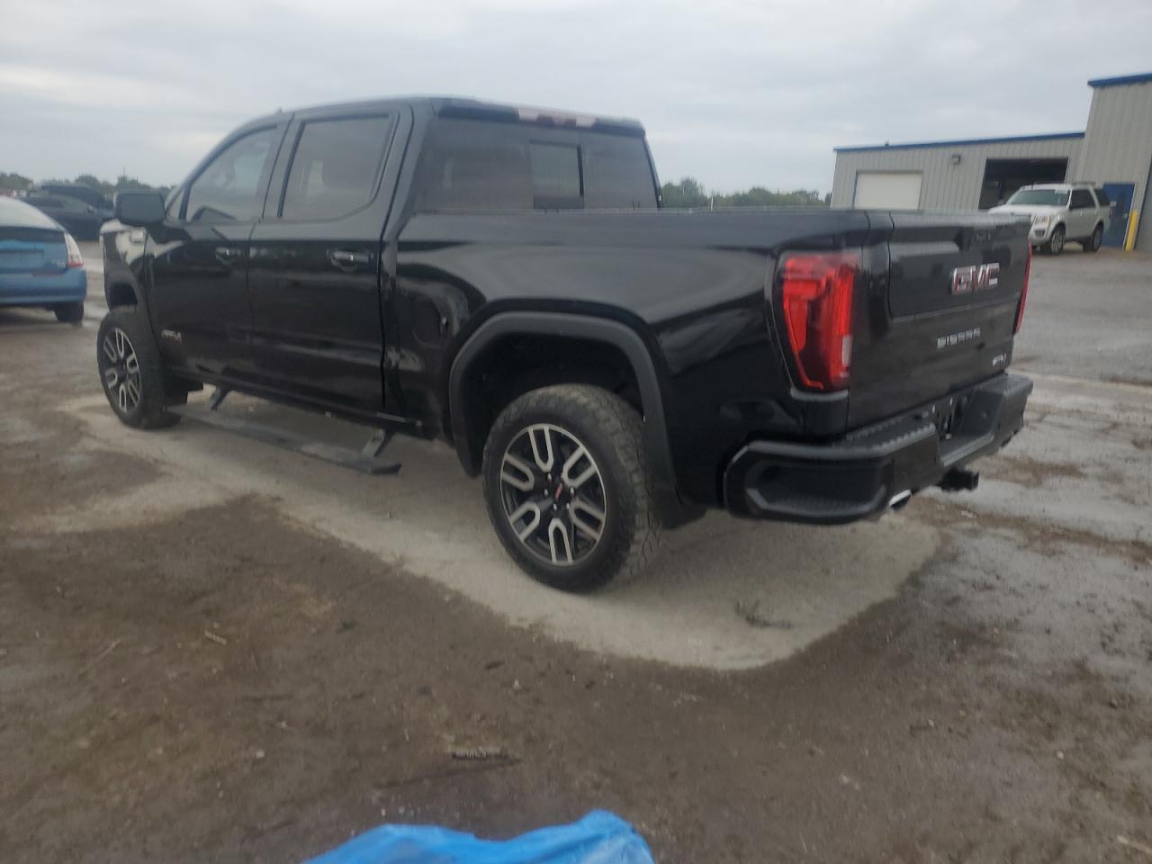 2021 GMC Sierra