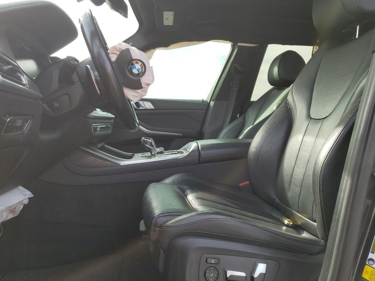 2020 BMW X7