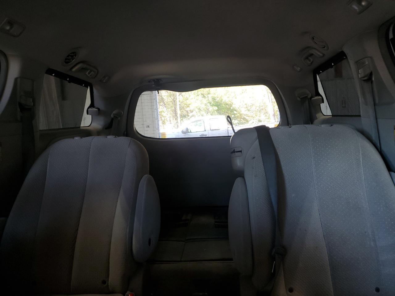 2014 TOYOTA SIENNA