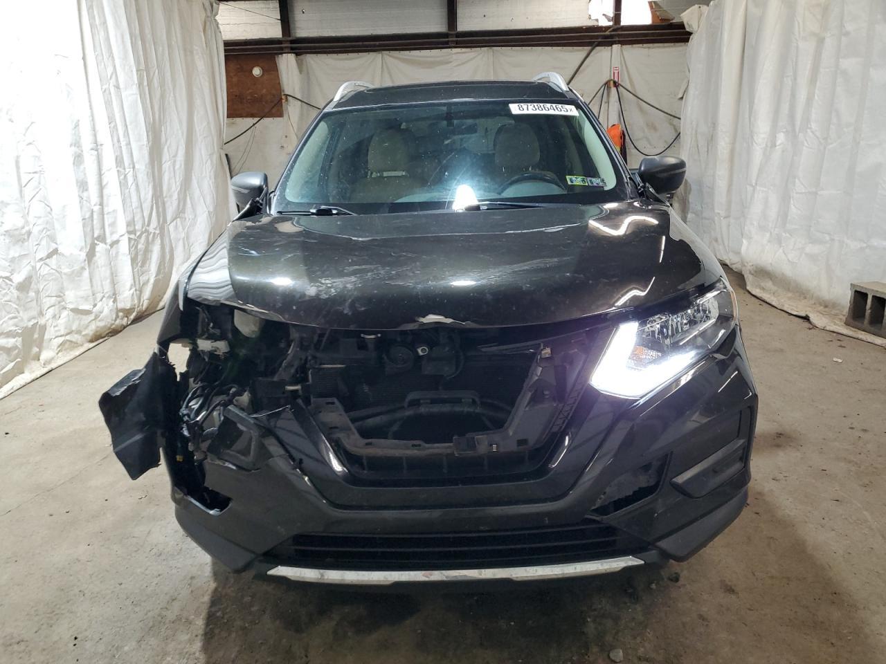 2017 NISSAN ROGUE