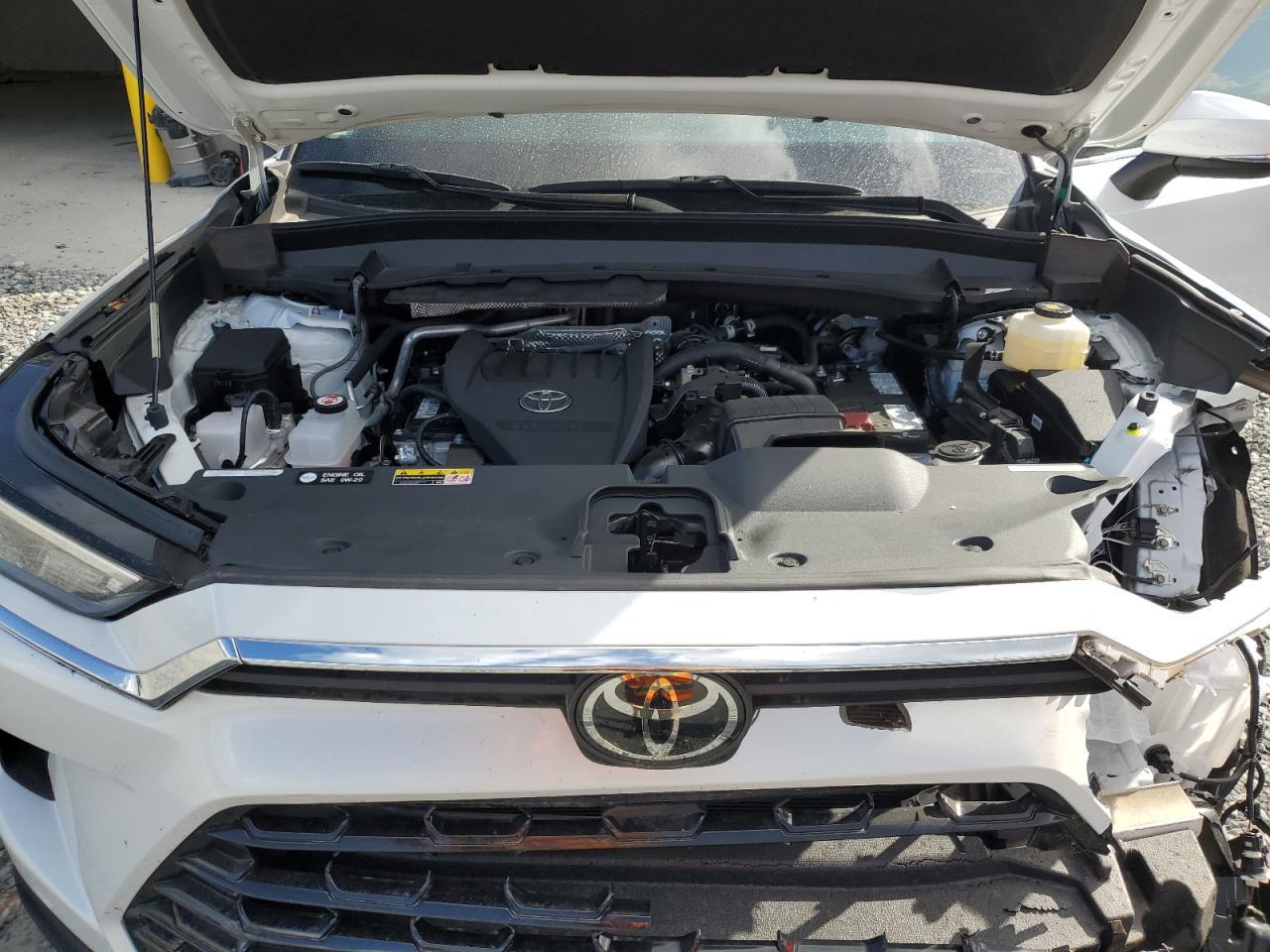 2024 TOYOTA HIGHLANDER
