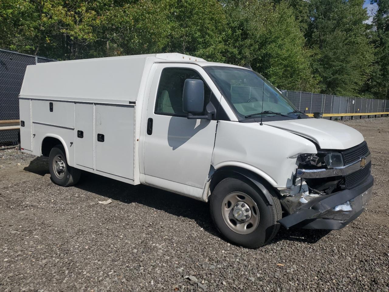 2023 CHEVROLET Express 3500
