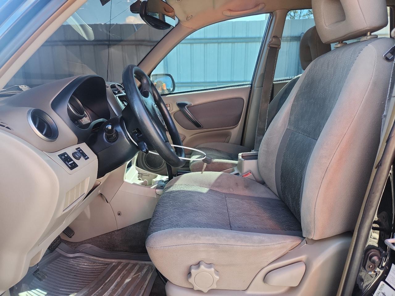 2003 TOYOTA RAV4