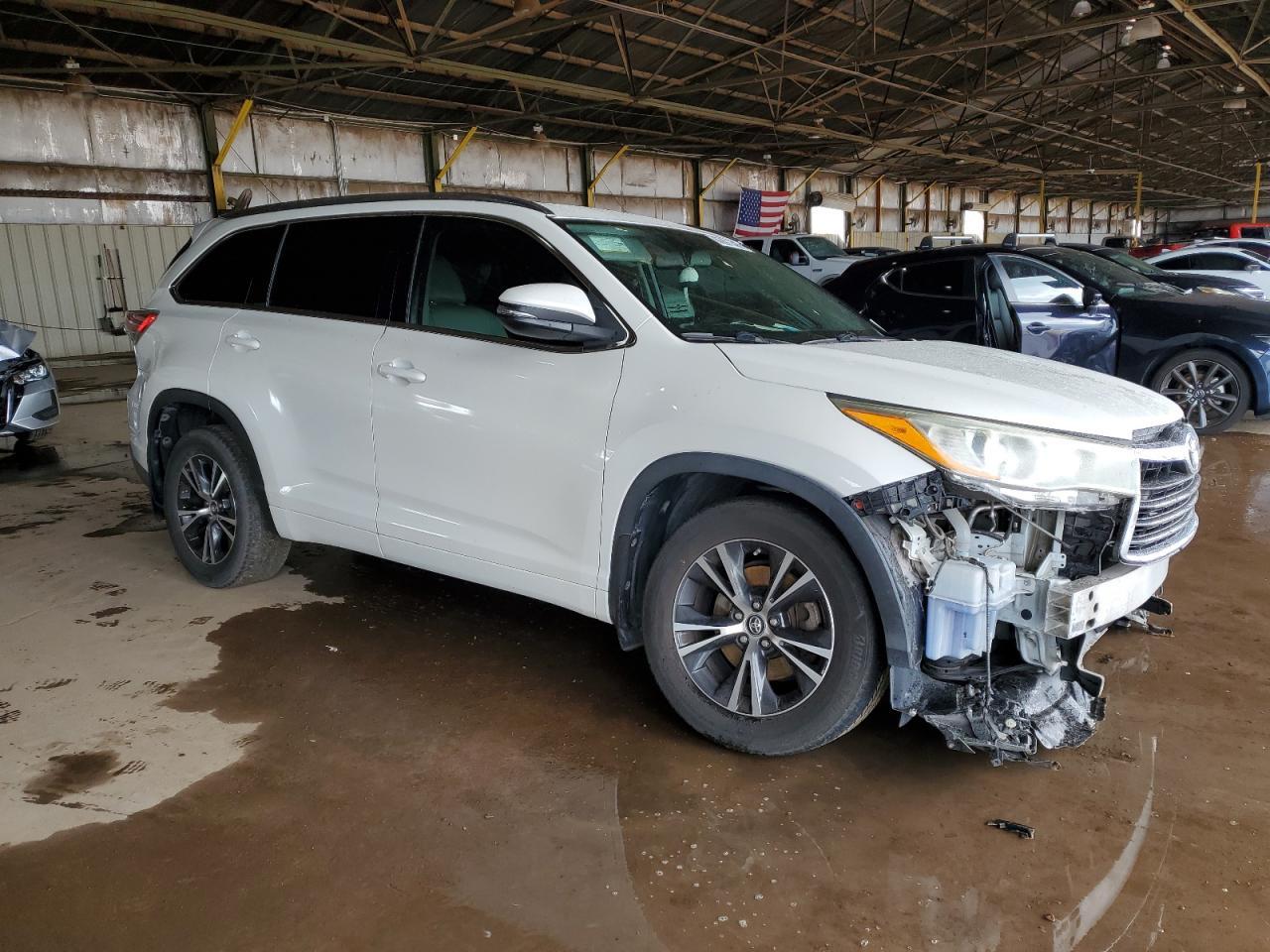 2016 TOYOTA HIGHLANDER