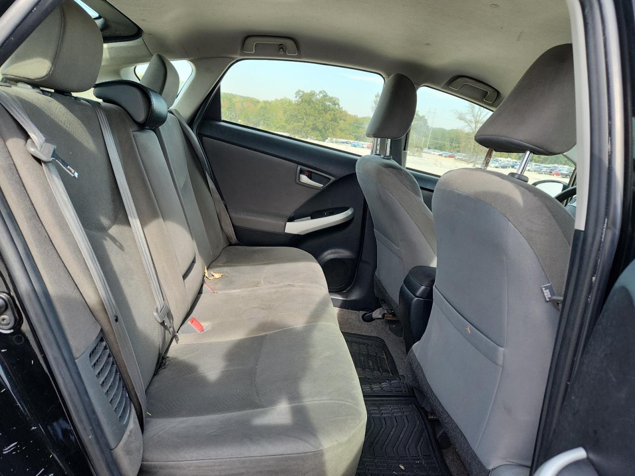 2015 TOYOTA PRIUS