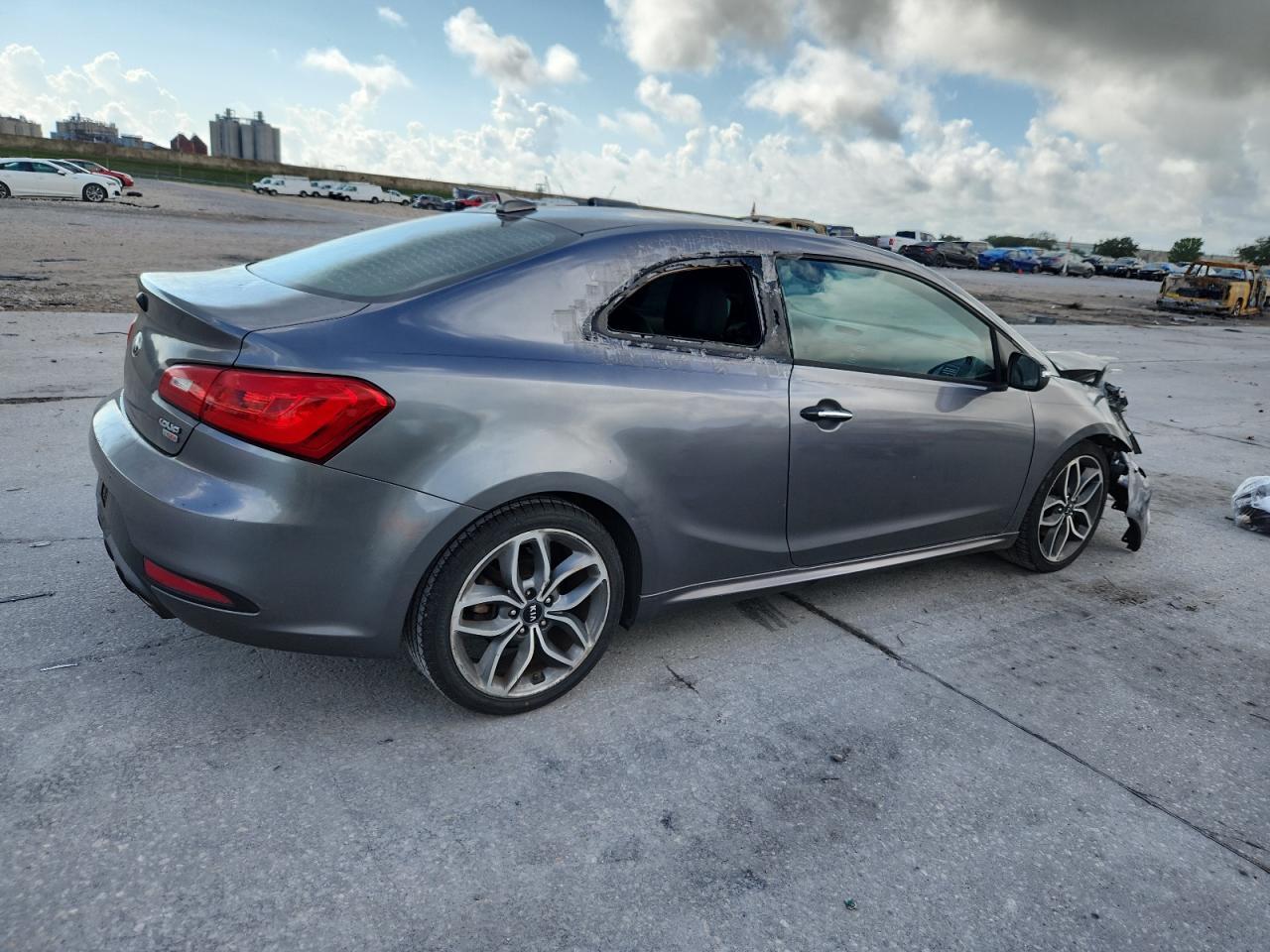 2016 KIA FORTE