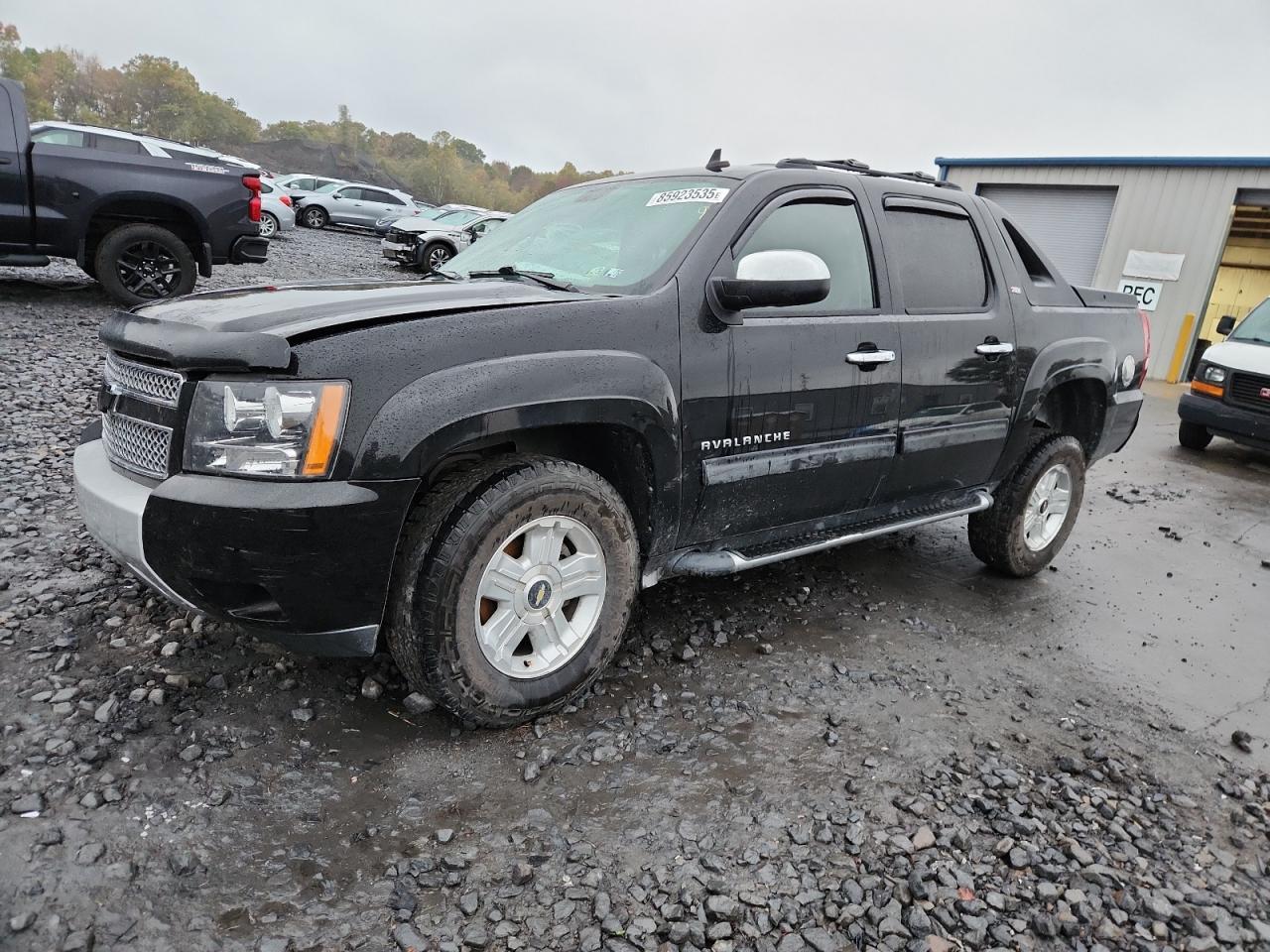 2011 CHEVROLET Avalanche