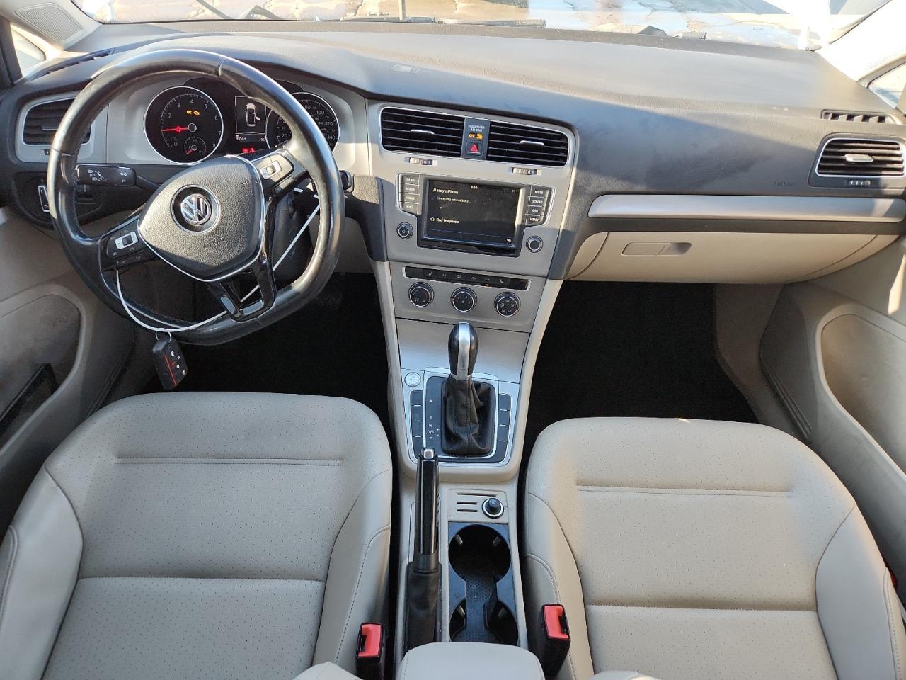 2017 VOLKSWAGEN GOLF