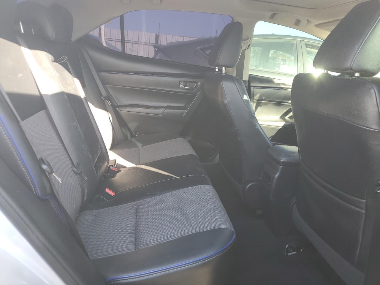 2018 TOYOTA COROLLA