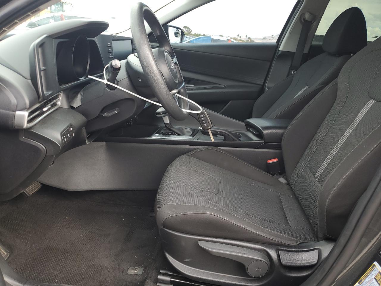 2022 HYUNDAI ELANTRA