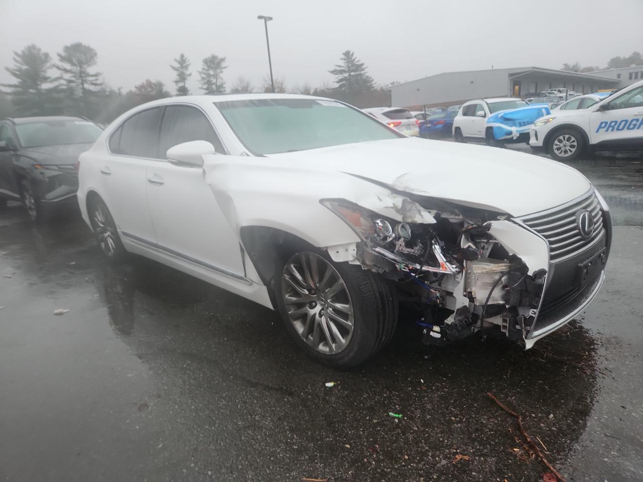 2015 LEXUS LS 460