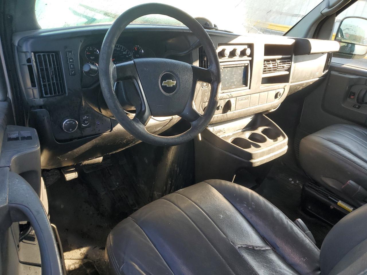 2011 CHEVROLET Express 1500