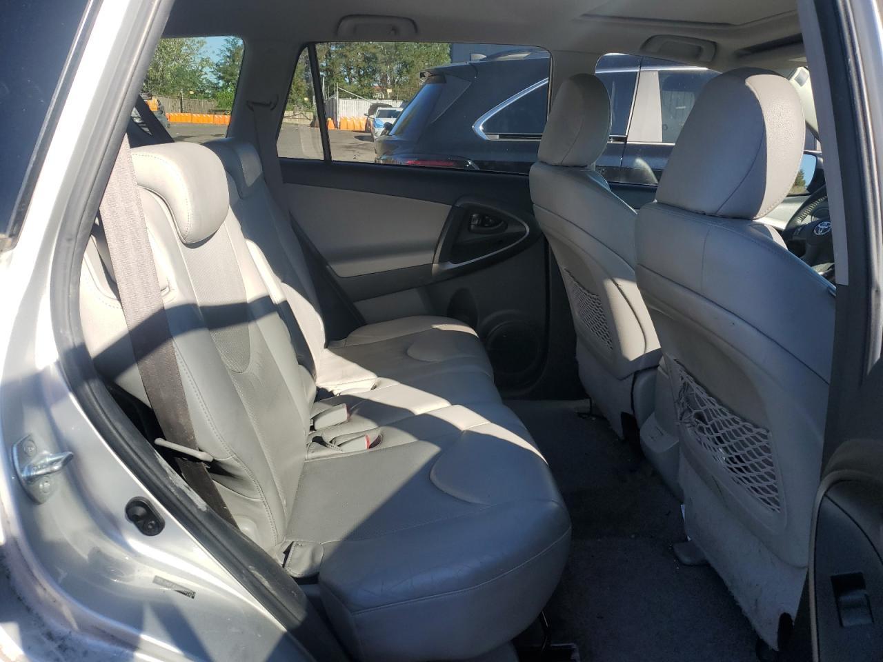 2010 TOYOTA RAV4