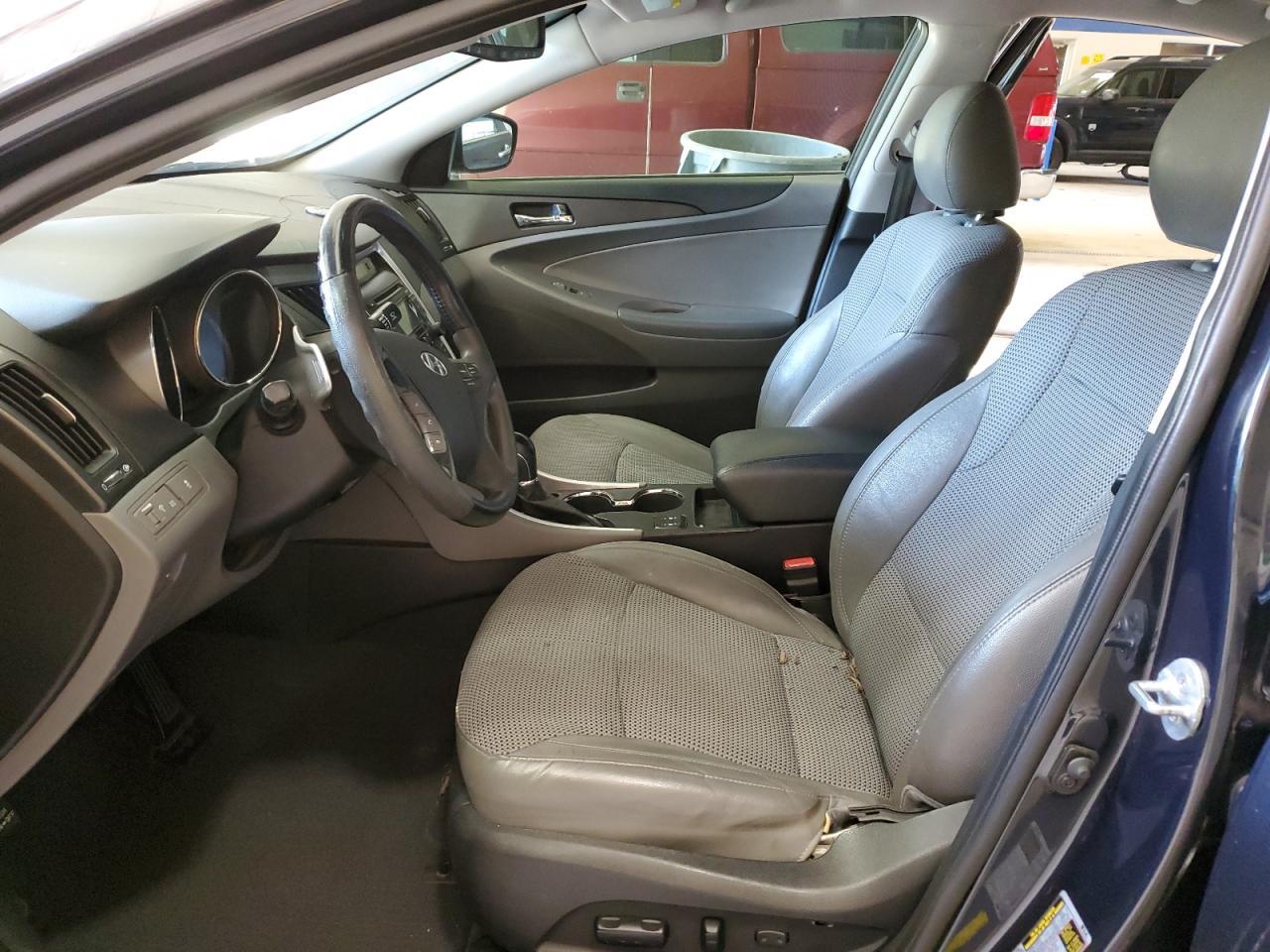 2013 HYUNDAI SONATA