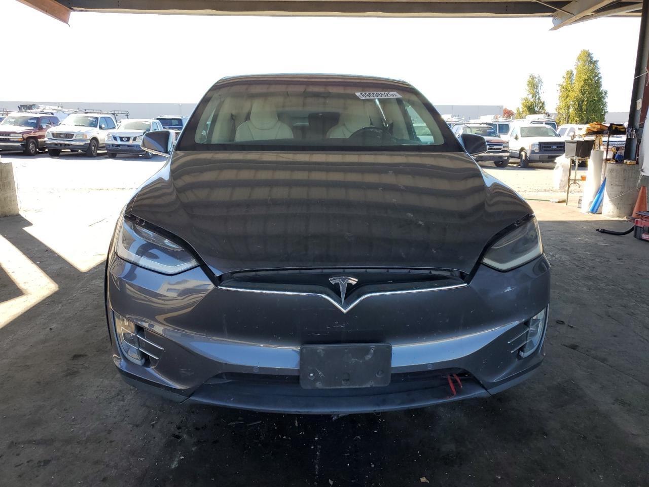 2018 TESLA MODEL X