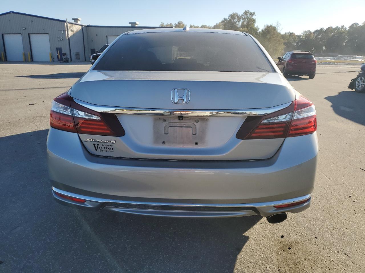 2017 HONDA ACCORD