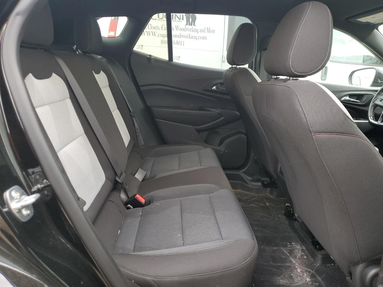 2025 CHEVROLET TRAX