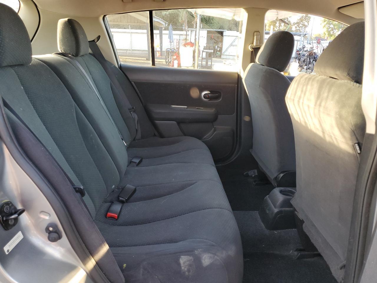 2012 NISSAN VERSA