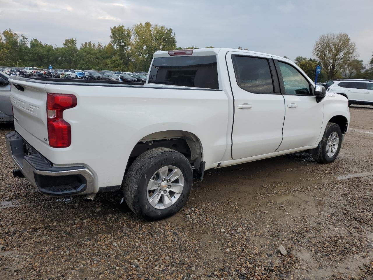 2025 CHEVROLET Silverado