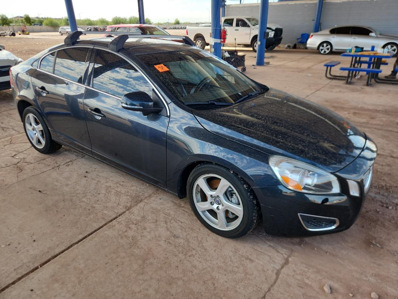 2012 VOLVO S60